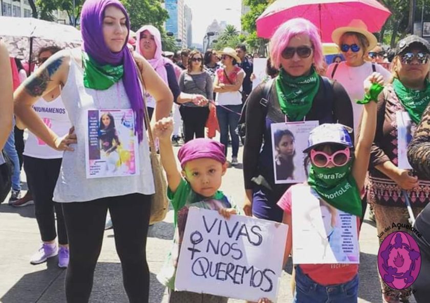 Así fue la marcha en silencio por las mujeres víctimas de feminicidio en México. Exigimos justicia para los casos y que no haya ni una desaparecida ni asesinada más. Se llevó a cabo en la CDMX, el domingo 8 de septiembre.