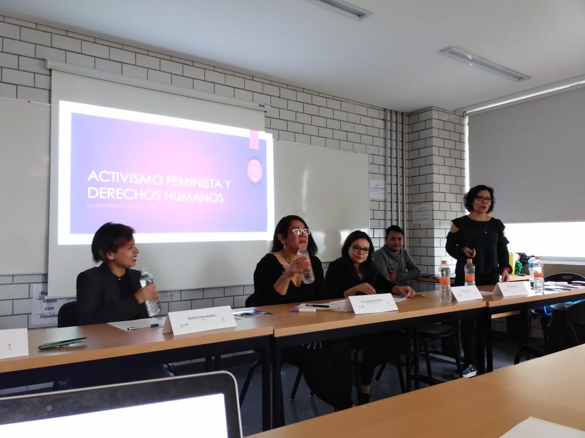 Participan Las del Aquelarre en seminario: La experiencia de las colectivas Feministas en la UNAM